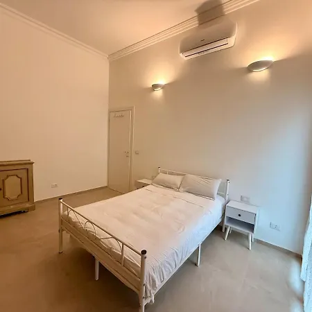 아파트 Mille With 2 Bathrooms And Terrace 볼로냐