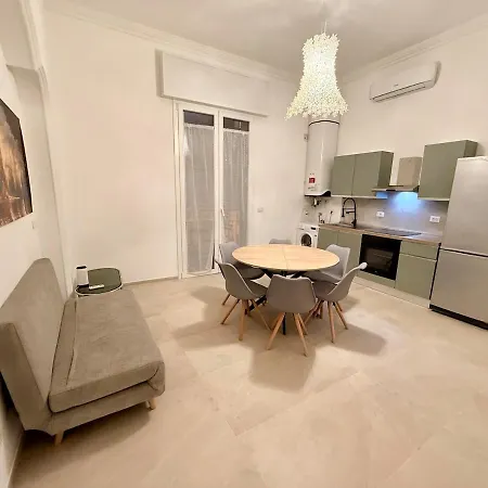 Mille With 2 Bathrooms And Terrace 아파트 볼로냐