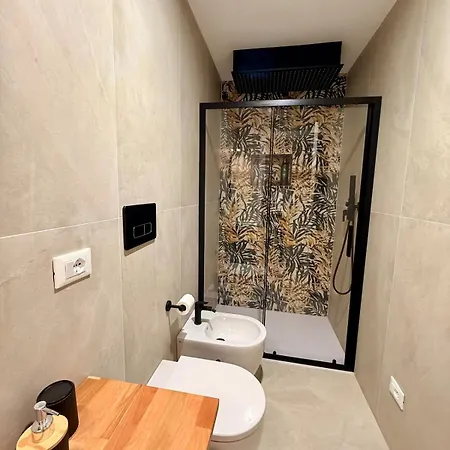 Mille With 2 Bathrooms And Terrace 아파트